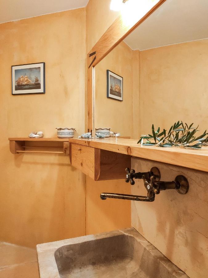 Grande Grotta House