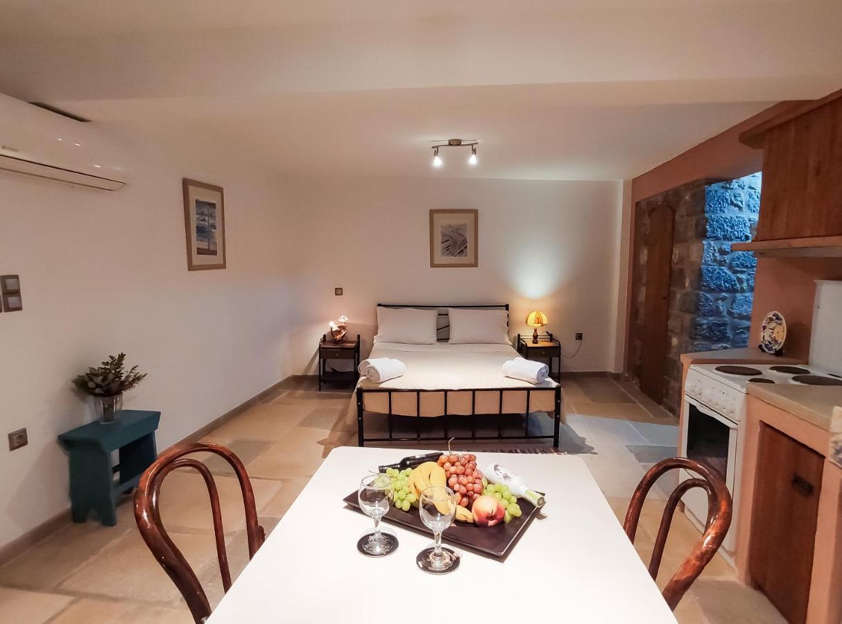 Grande Grotta House