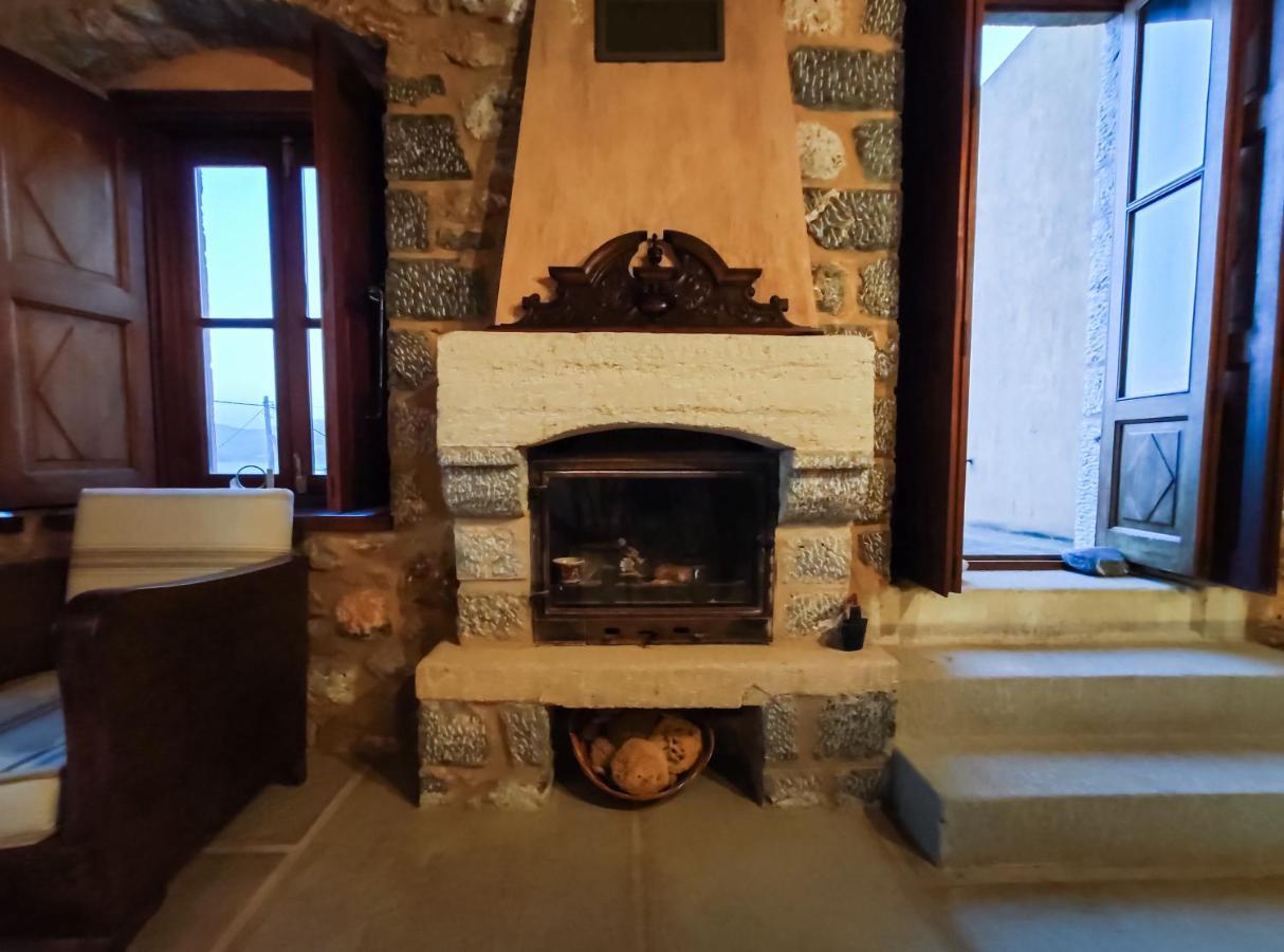 Grande Grotta House