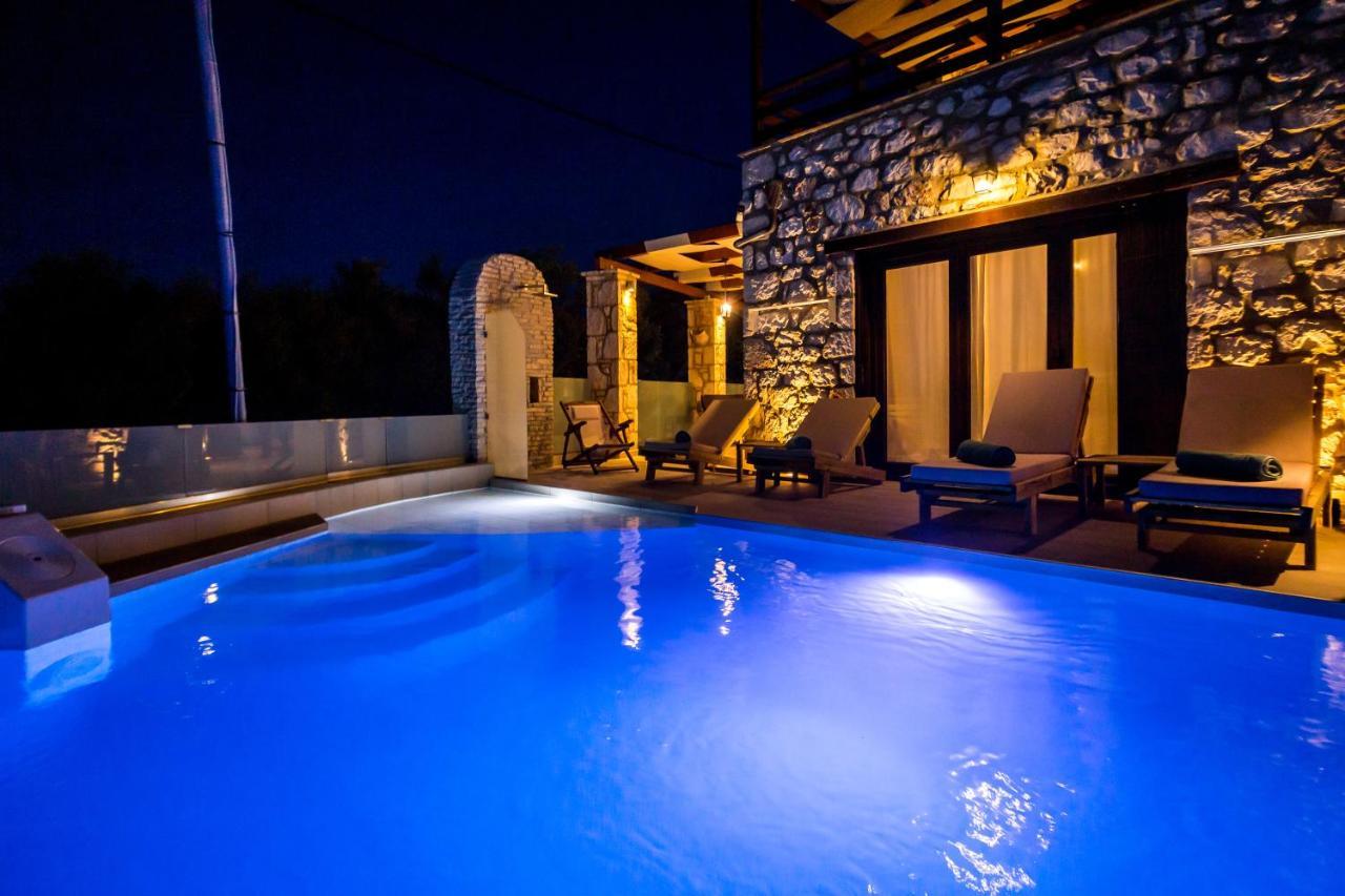 Diamante Villa Amoudi