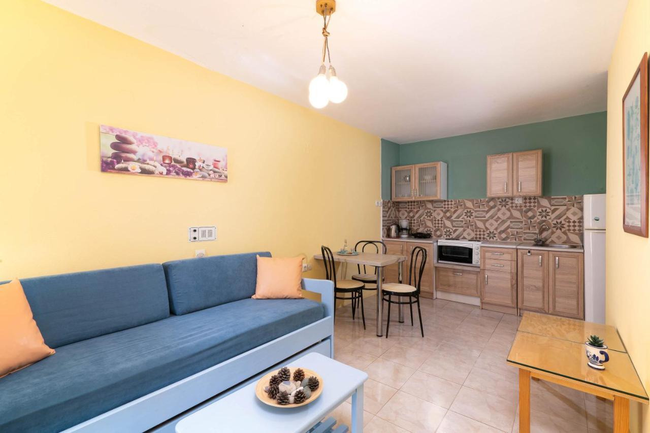 Afroditi Apartment
