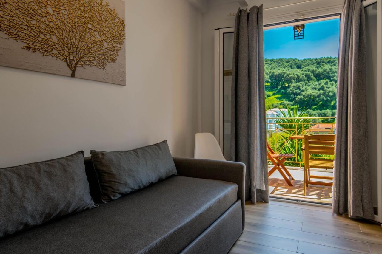 Tramonto Maisonettes &