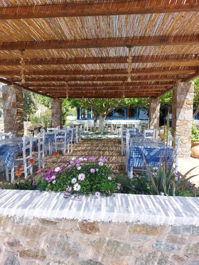 Isalos On The 3* Serifos Town