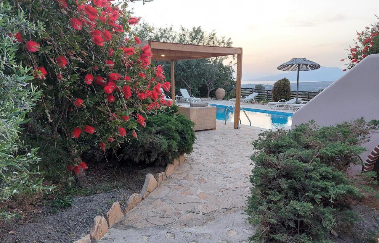 Listaros Villas