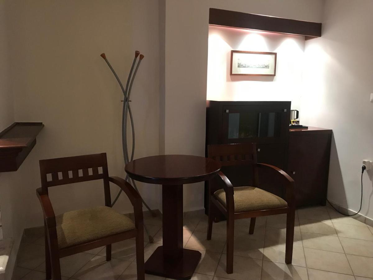 Plaza Hotel 3*