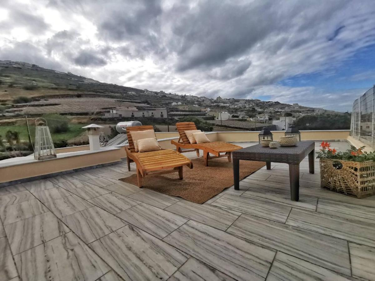 Karpimo Vineyard With Heated Pool Holiday home *