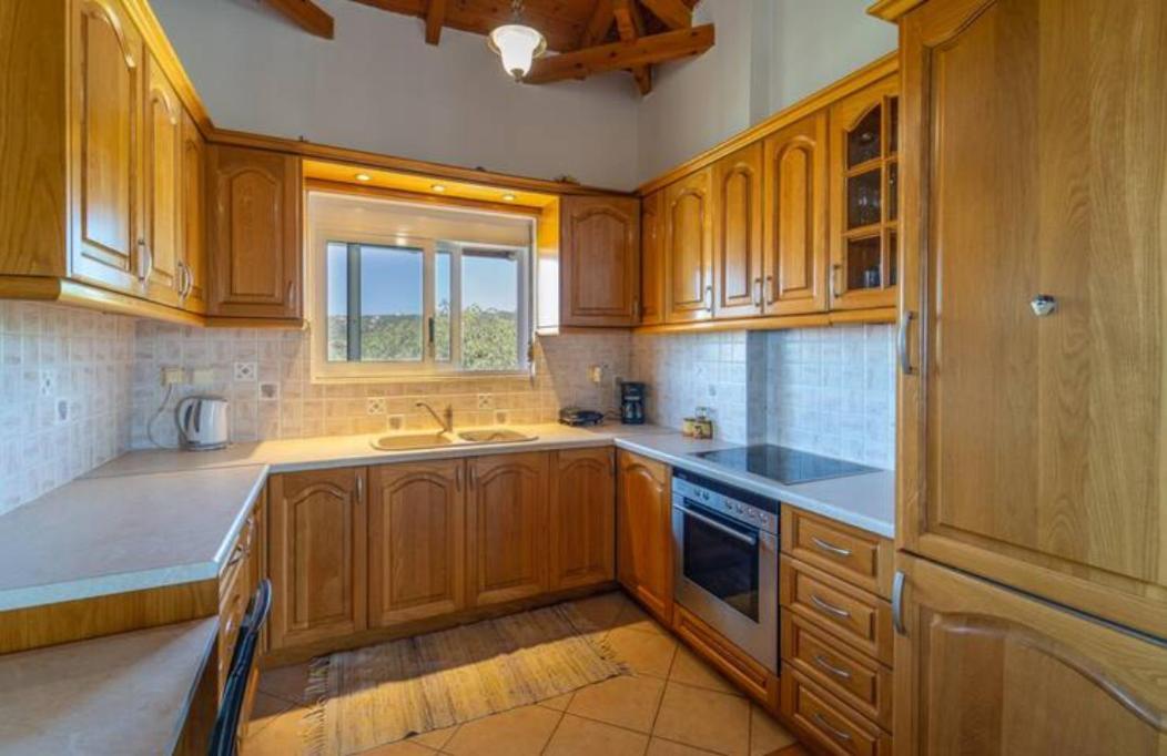 Apartment Donatos Finikounta