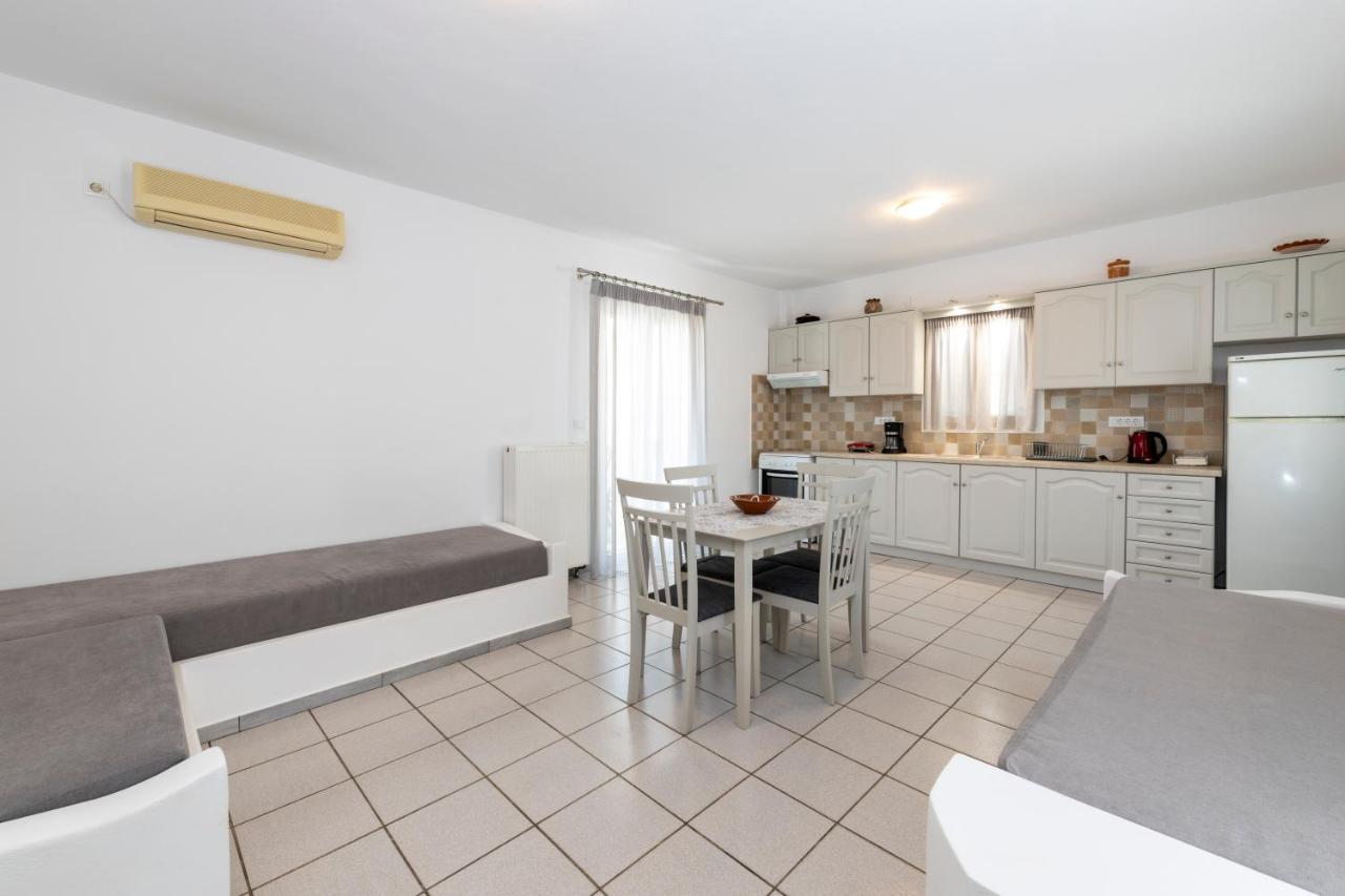 Litsa Apartment *