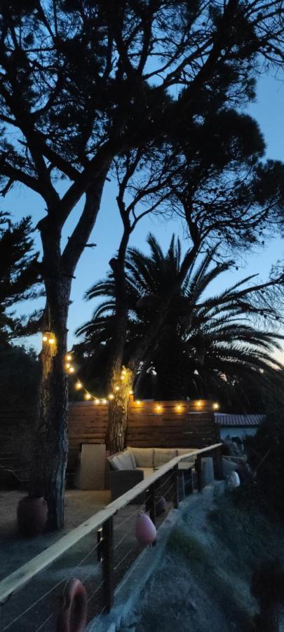 Private Seafront House In With Amazing View Of Diaporos Island *