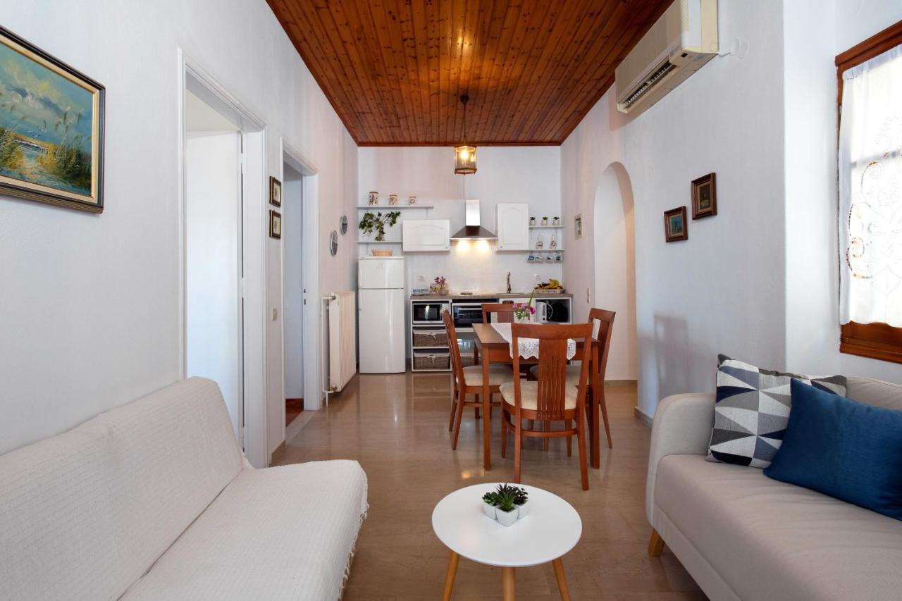Pearl Apartment *