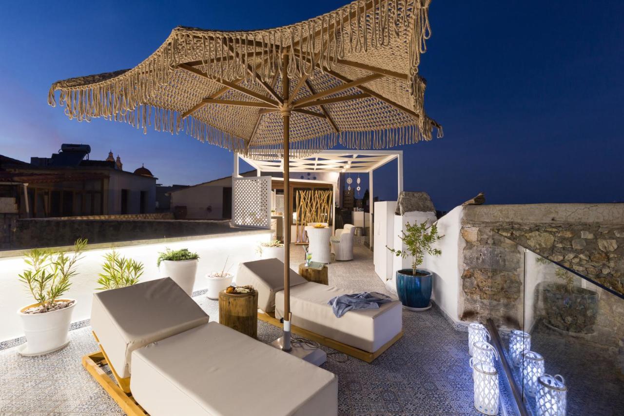Holiday home Stema Residence, With Panoramic View, Roof Garden & Jacuzzi! Atsipopoulo