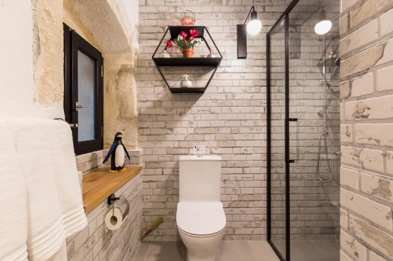 Stema Residence, With Panoramic View, Roof Garden & Jacuzzi! Atsipopoulo