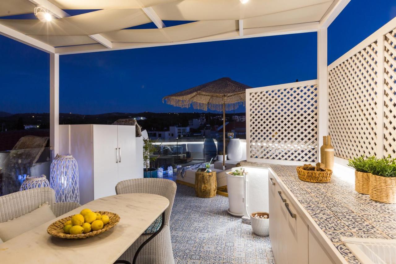 Stema Residence, With Panoramic View, Roof Garden & Jacuzzi! * Atsipopoulo