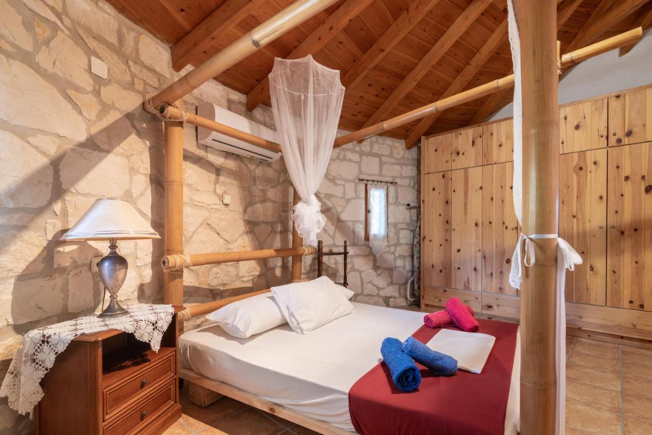 Gerakomylos Stone House Holiday home