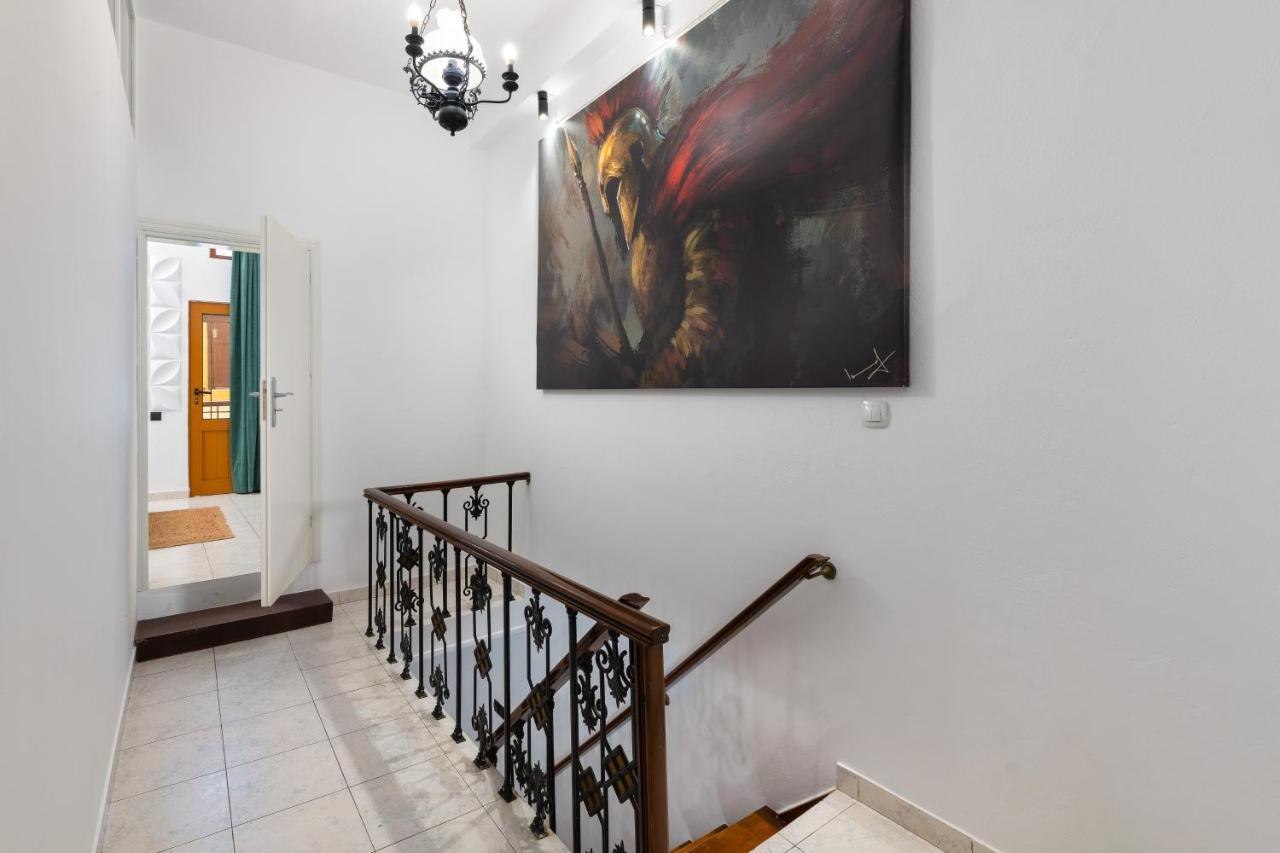 Holiday home A Unique 3-4 Bedrooms House In Old Town *