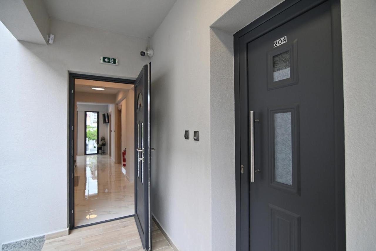 Armonia Luxury Apartment *