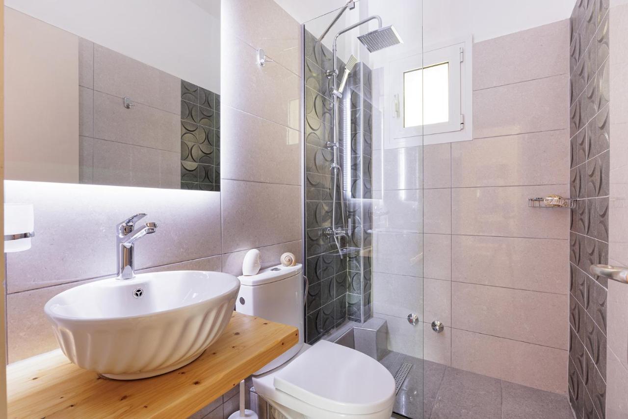 Apartment Pool Apartments, Elena & Maria By Konnect *