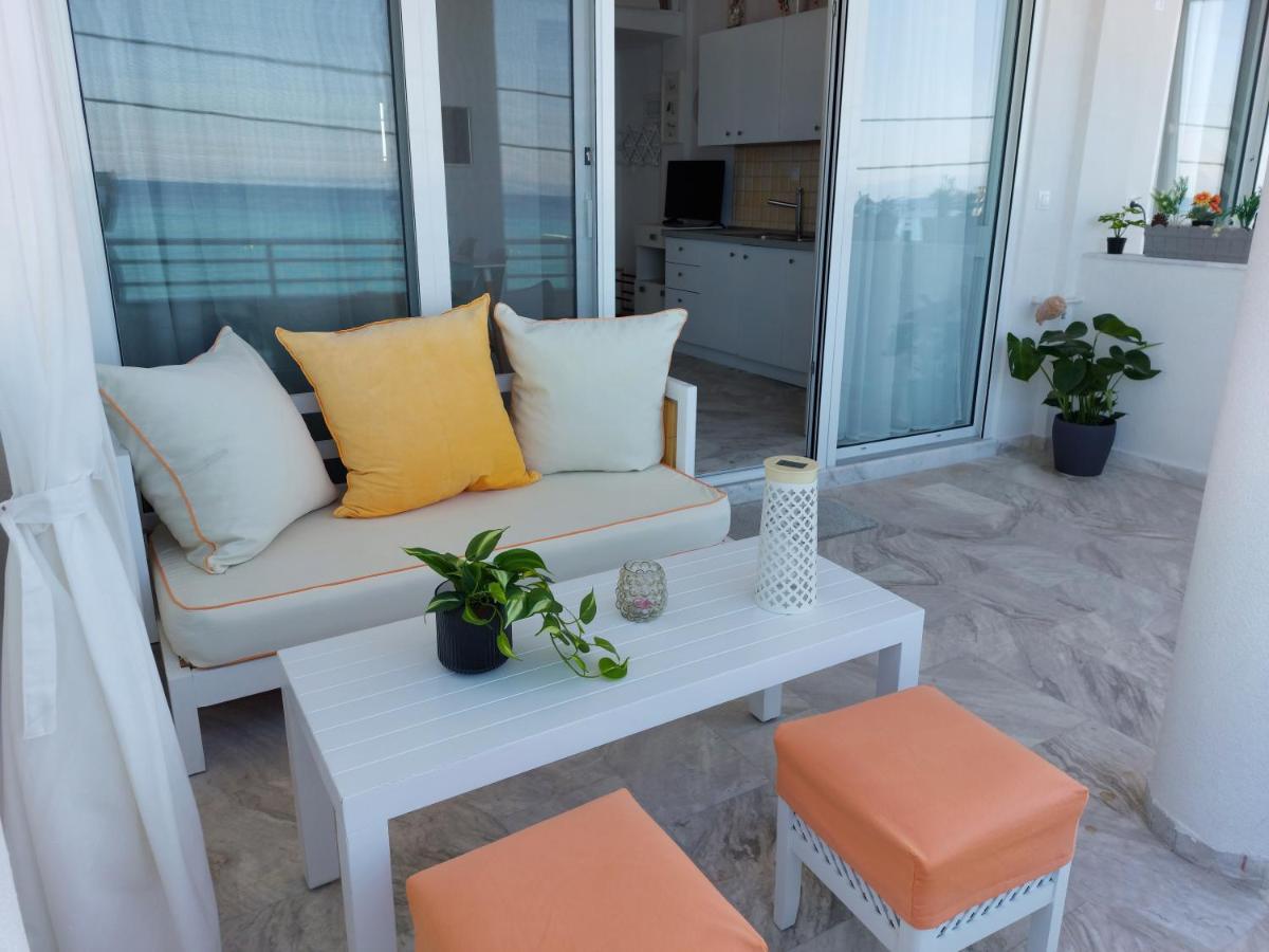 Nefeli Seaside Apartment