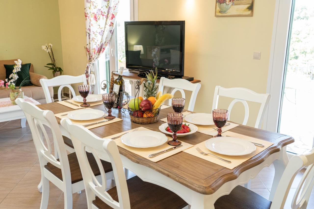 Superb With Private Pool Peaceful Location Villa *