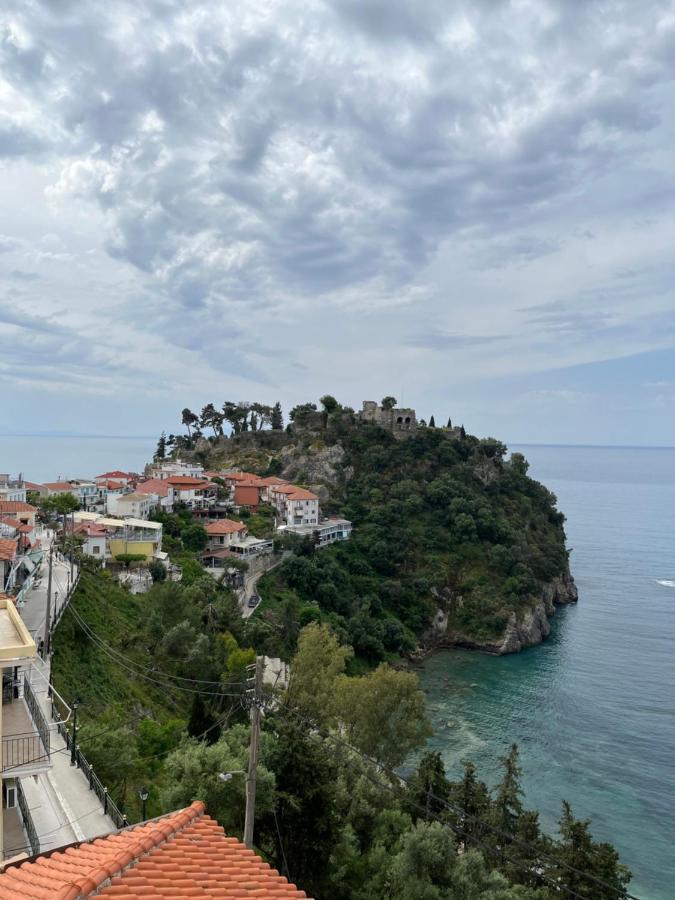 Palatino 4* Parga