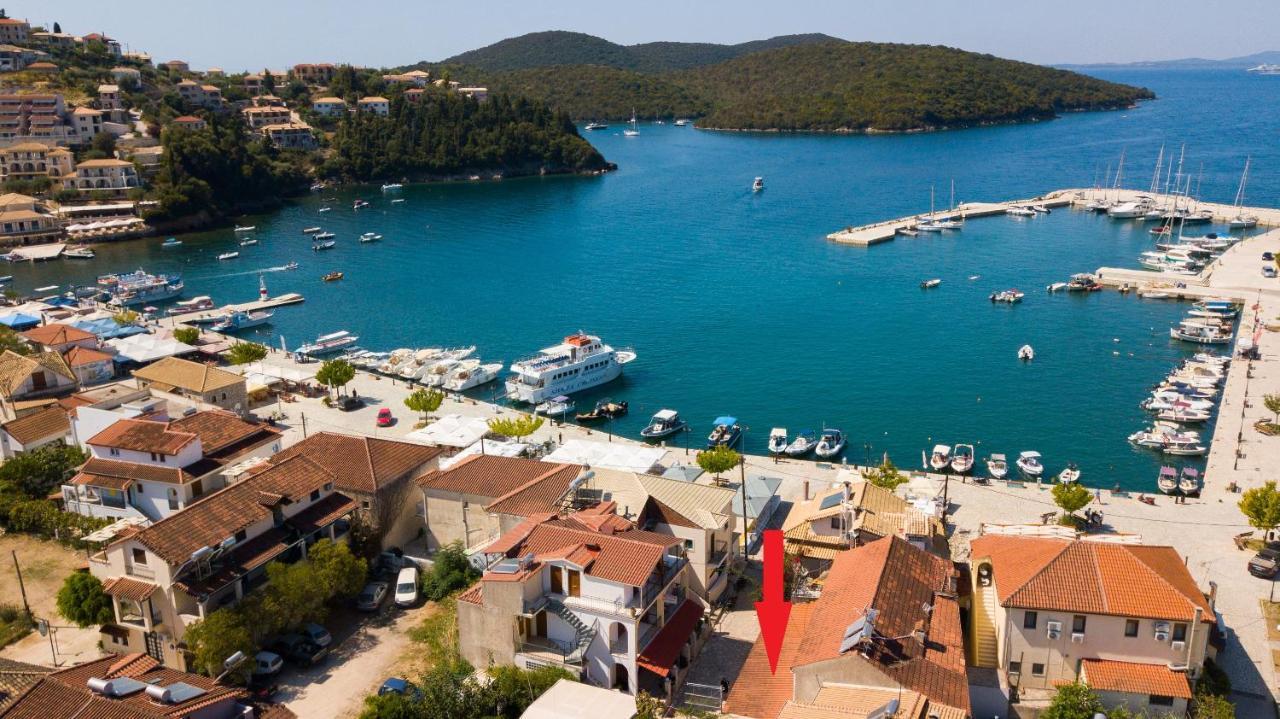 Apartment τrilogy *