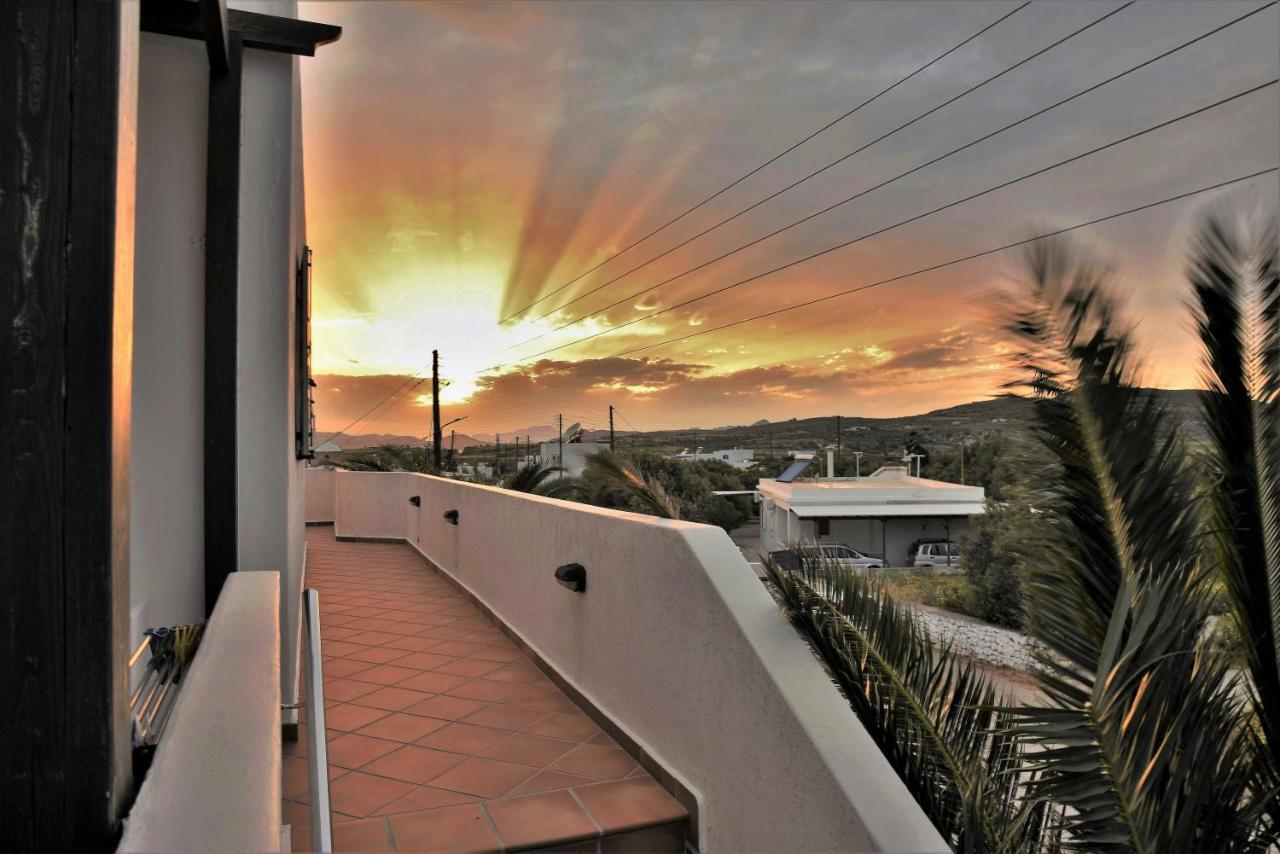 Avra Milos Guest house 2*