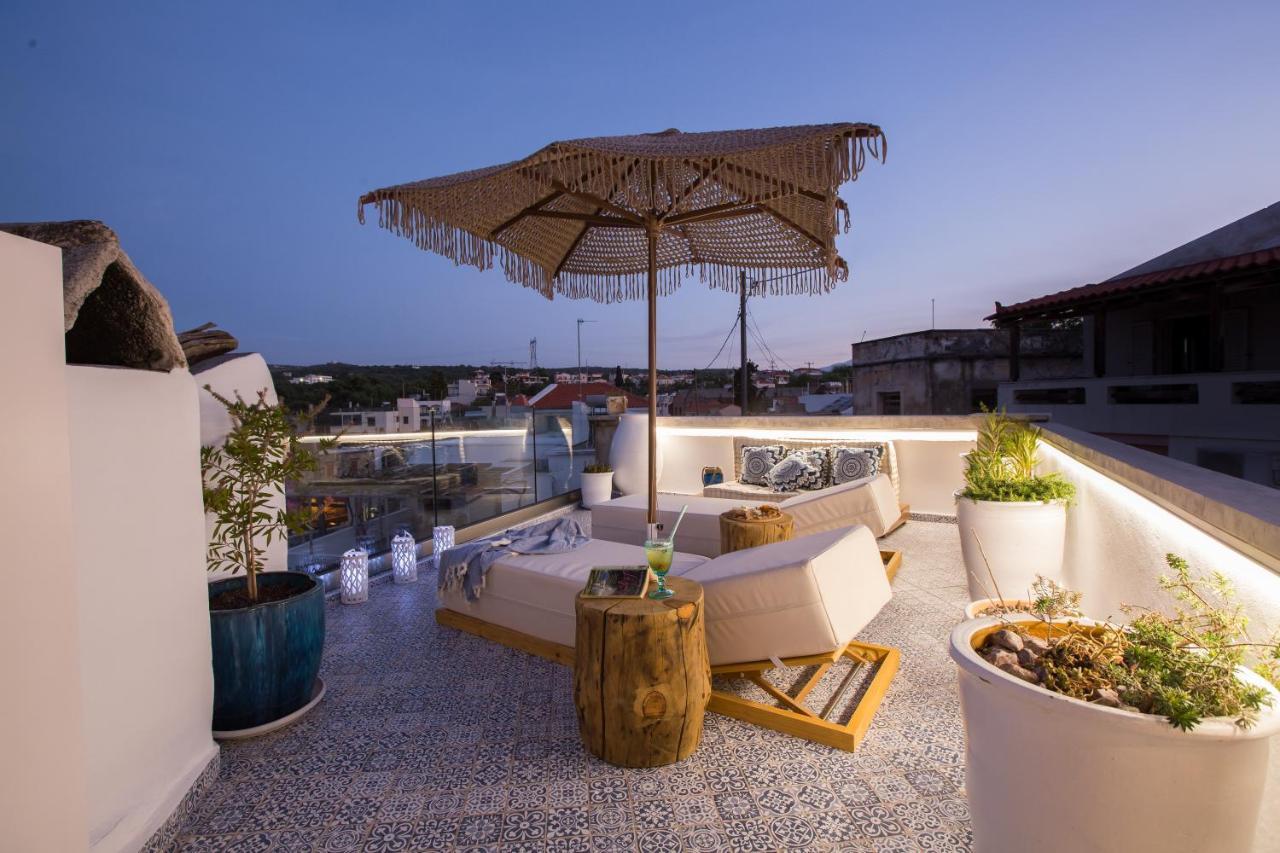Stema Residence, With Panoramic View, Roof Garden & Jacuzzi! Holiday home Atsipopoulo