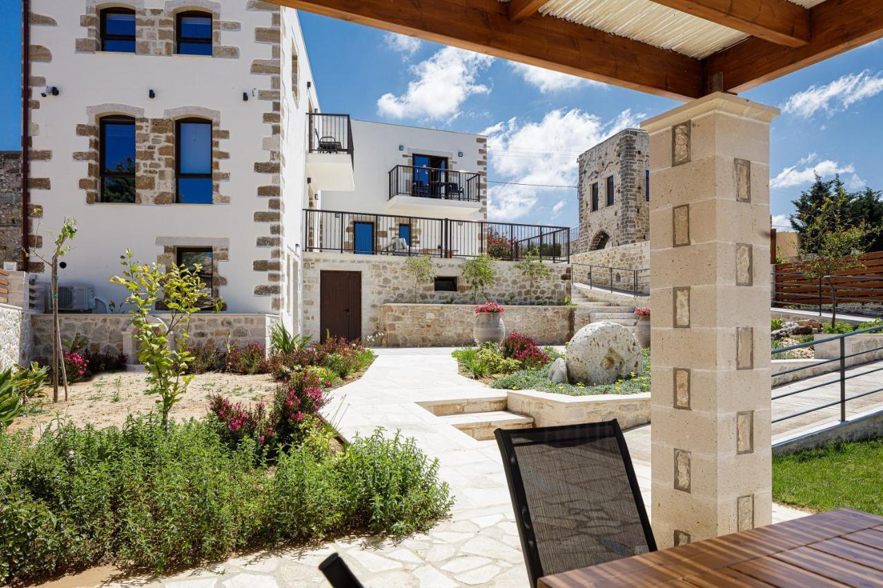 New Luxurious With Stunning Pool,views &bbq! Asterion