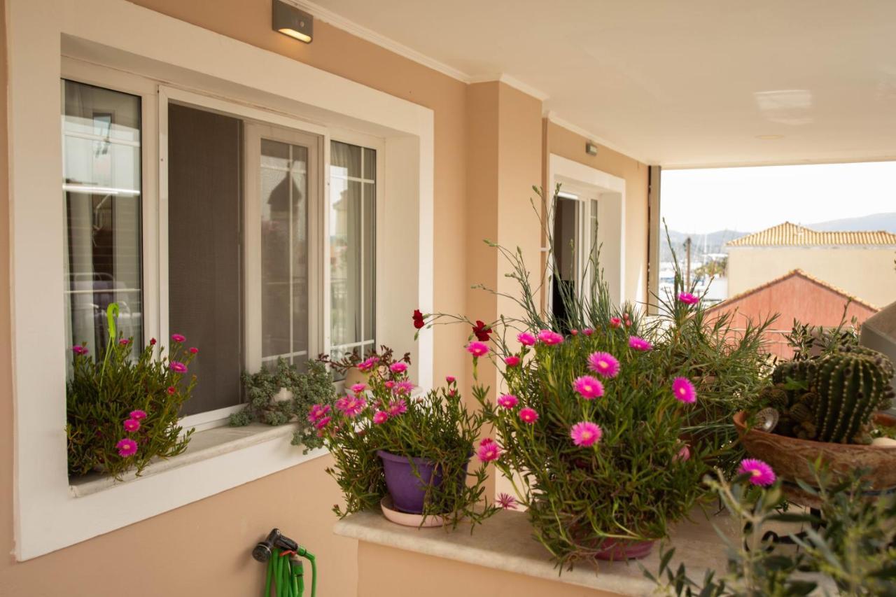 G & K * Lefkada City