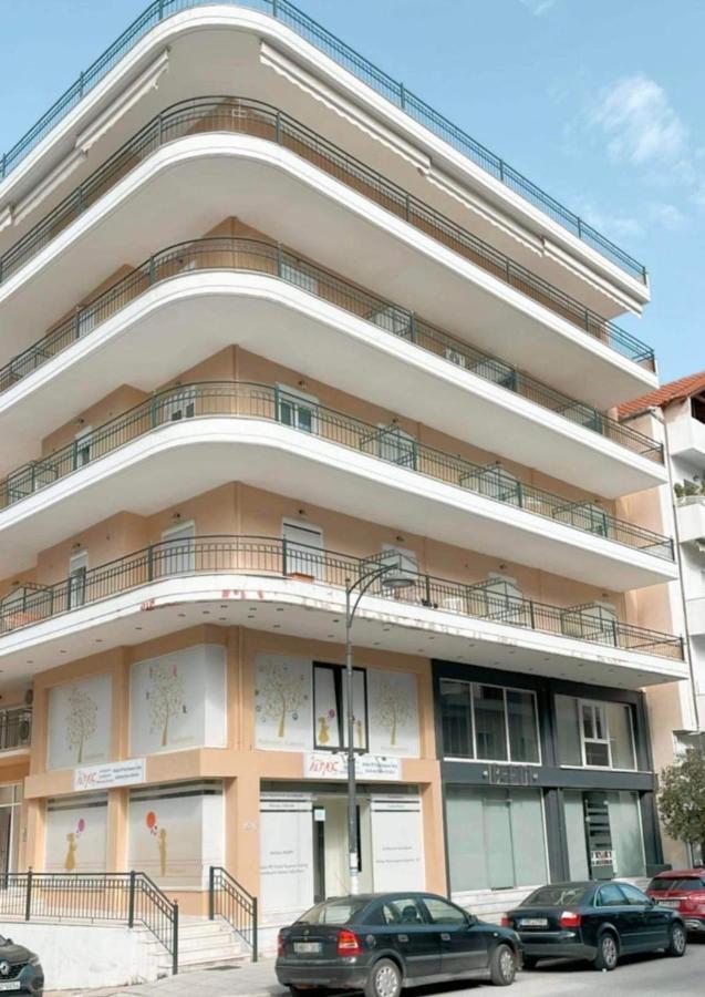 Apartment Aleka Kotsi *