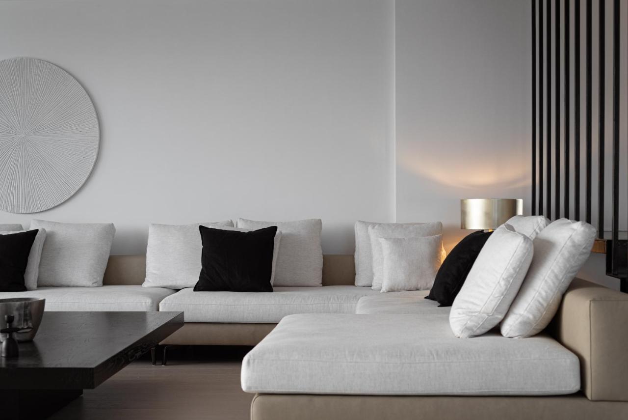 Villa Black Stone *