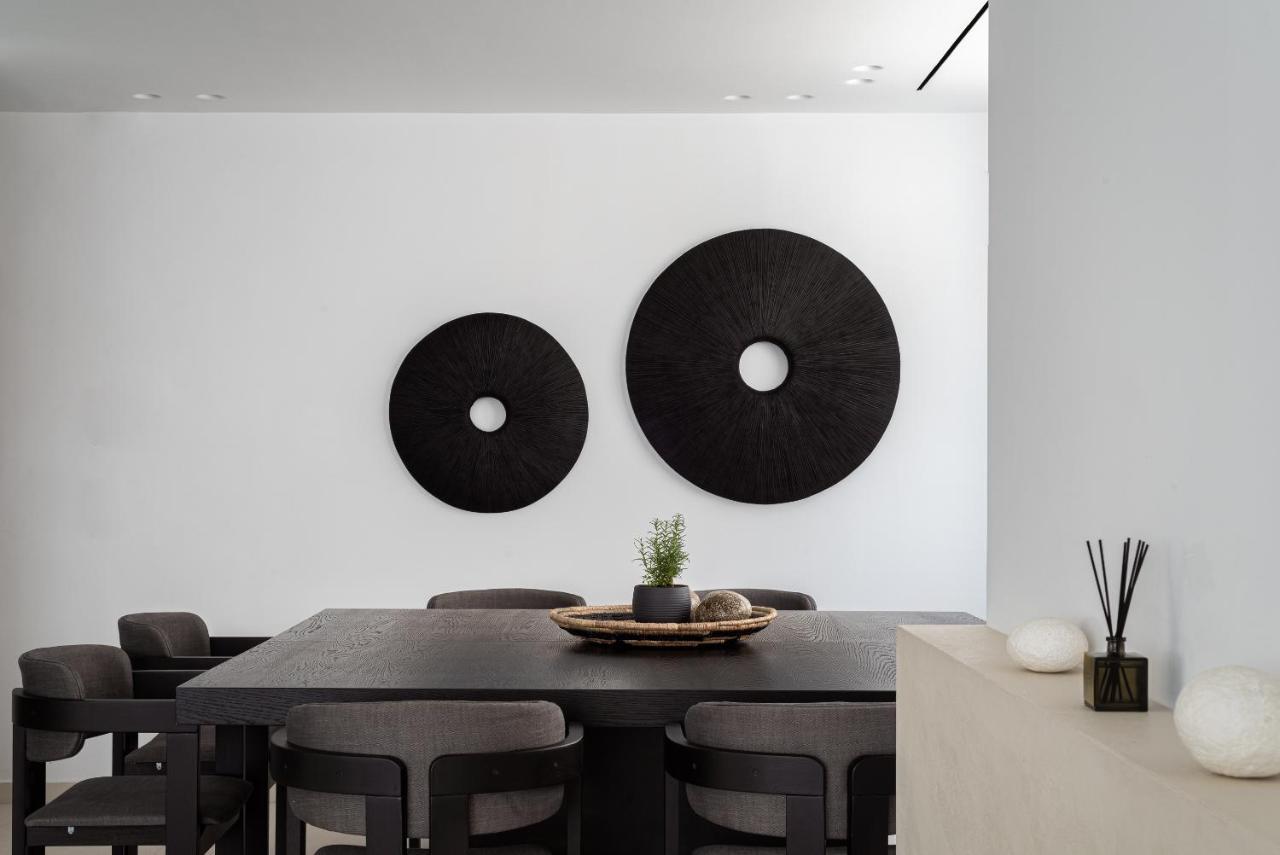 Villa Black Stone *
