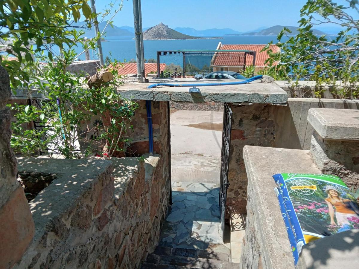 Fantastic House With A Wonderful View Of The Sea Holiday home