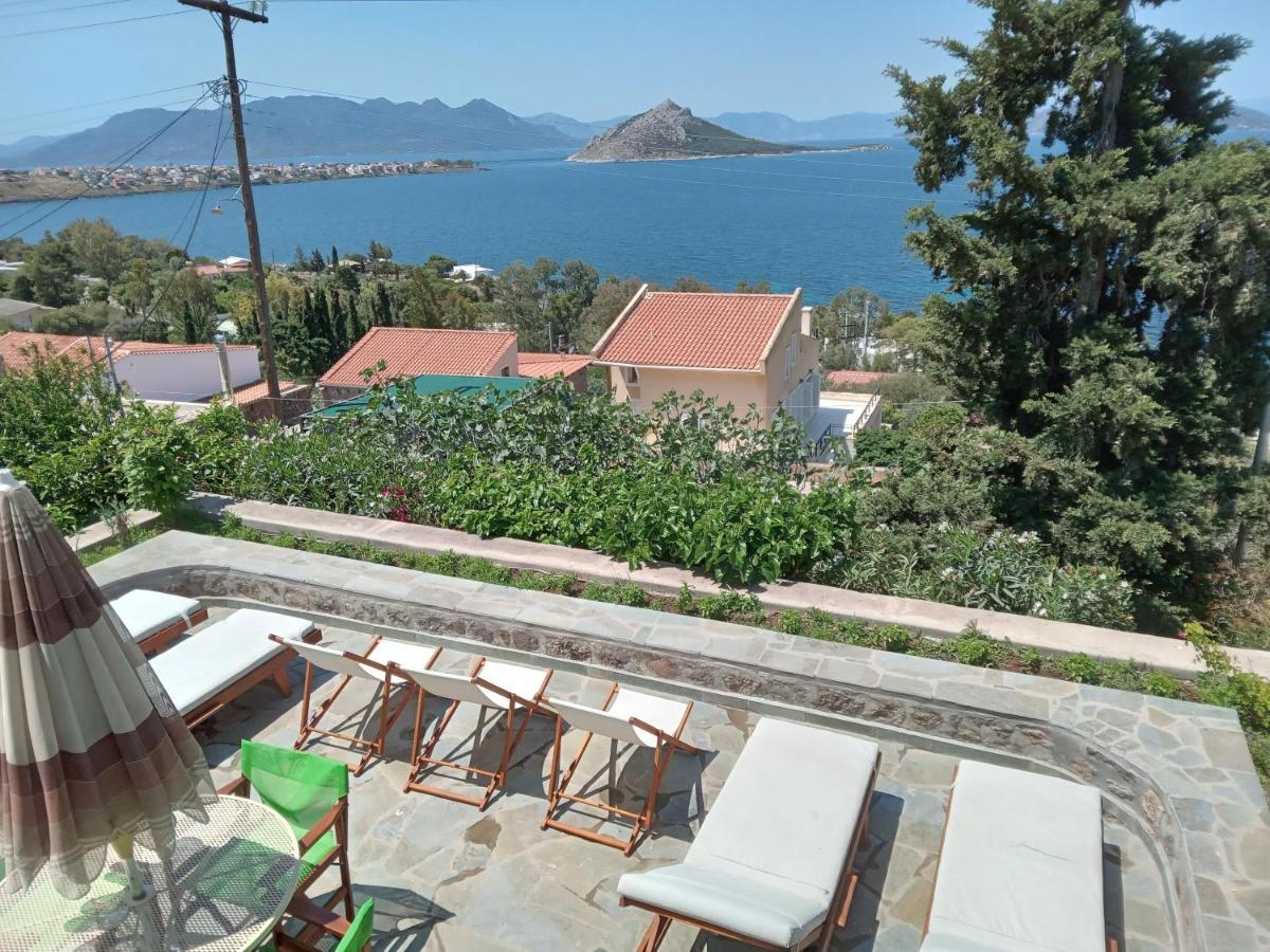 Fantastic House With A Wonderful View Of The Sea Holiday home