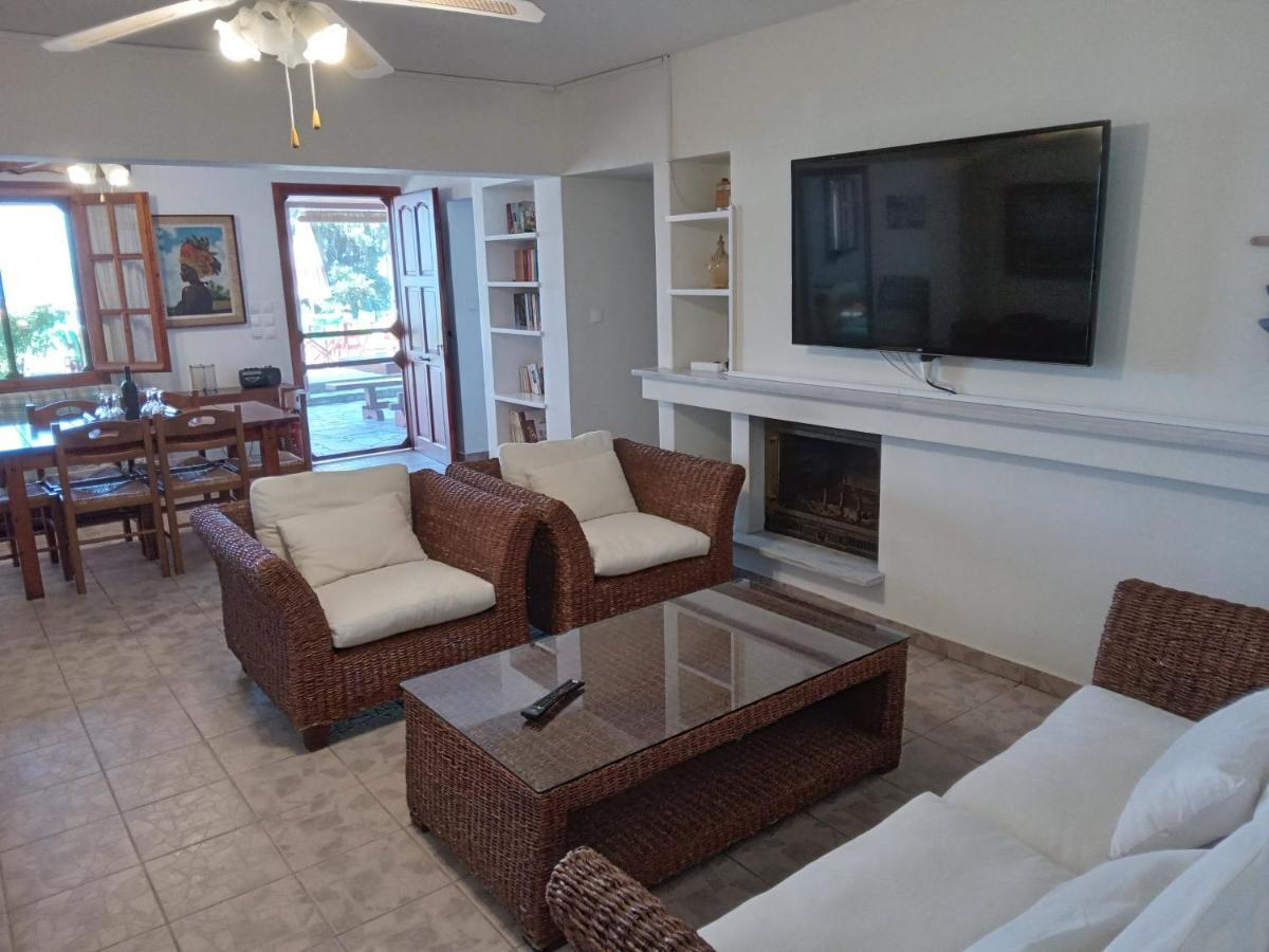 Fantastic House With A Wonderful View Of The Sea * Kapotidhes