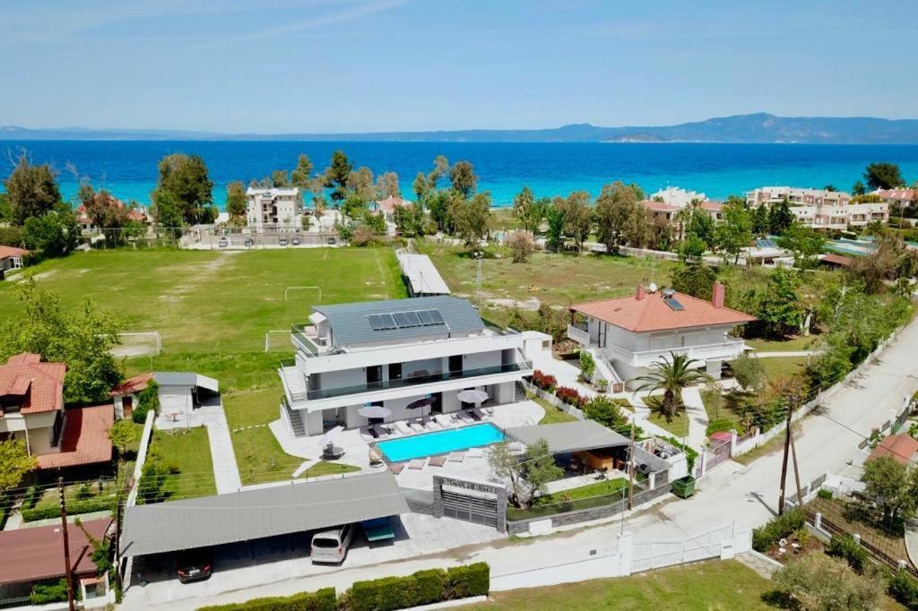 Guest house V Luxury