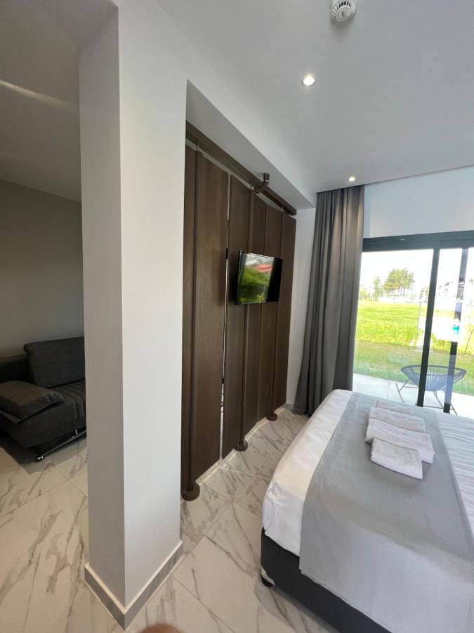 V Luxury Guest house Pefkochori