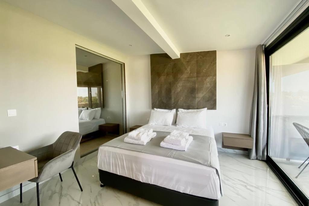 Guest house V Luxury *
