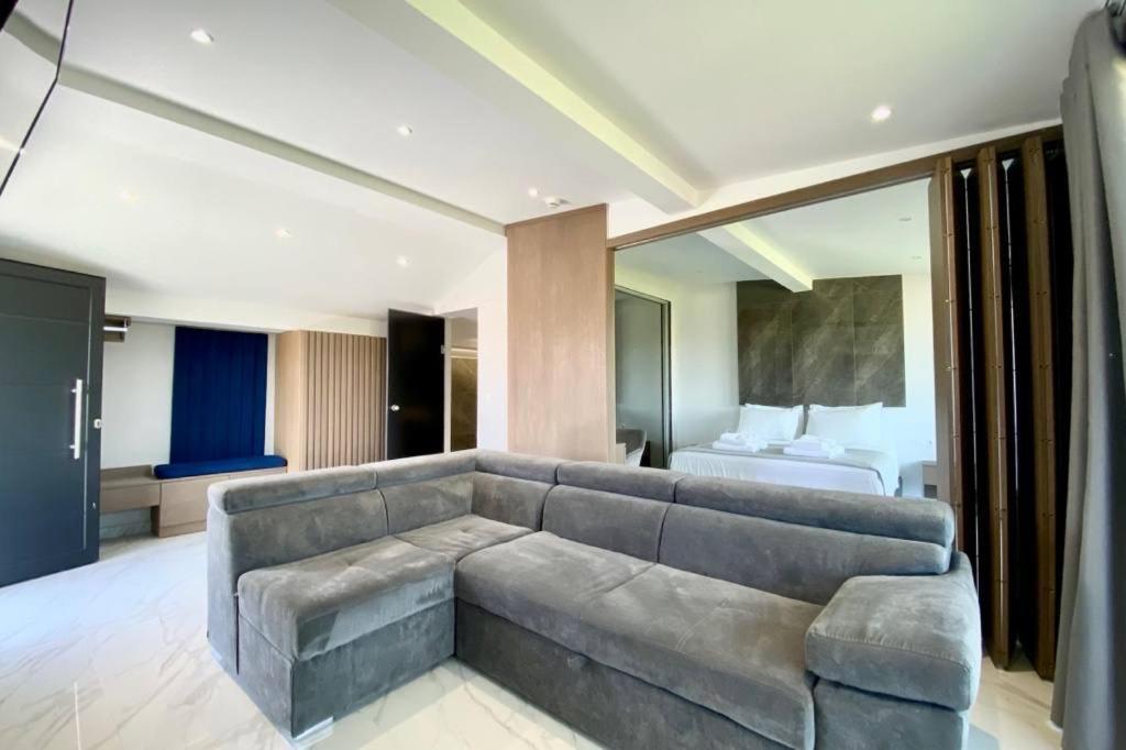 Guest house V Luxury