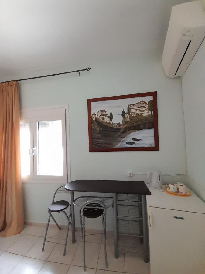Iliada Skiathos Town