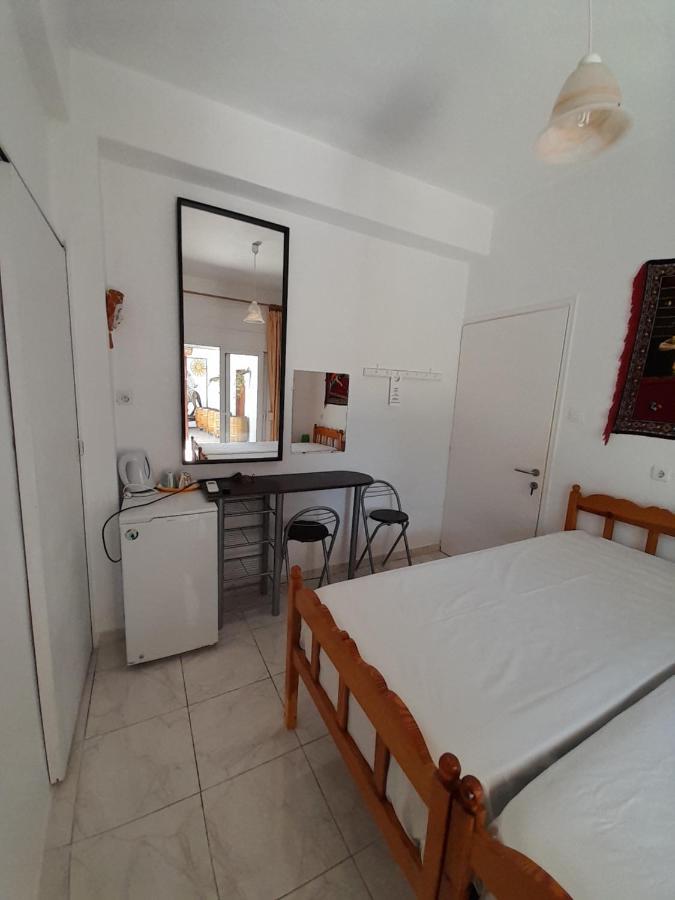 Iliada Guest house *