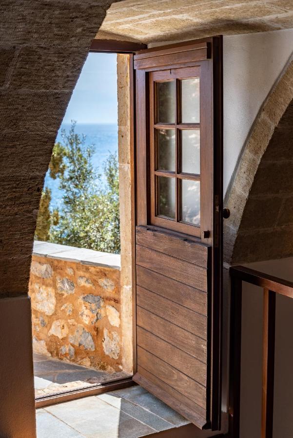 Kyklamino Castlehouse Holiday home