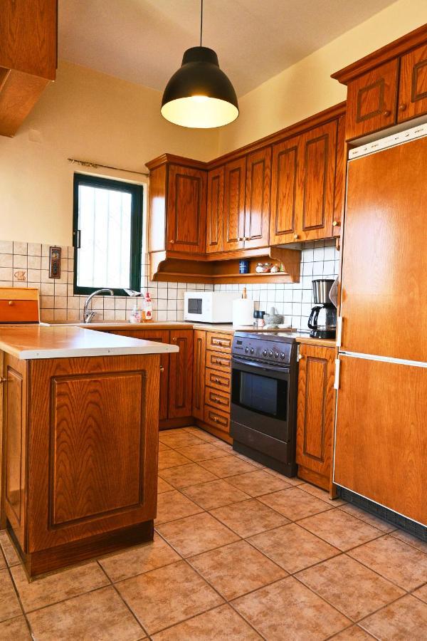 Holiday home Pavlos' With View Korfos