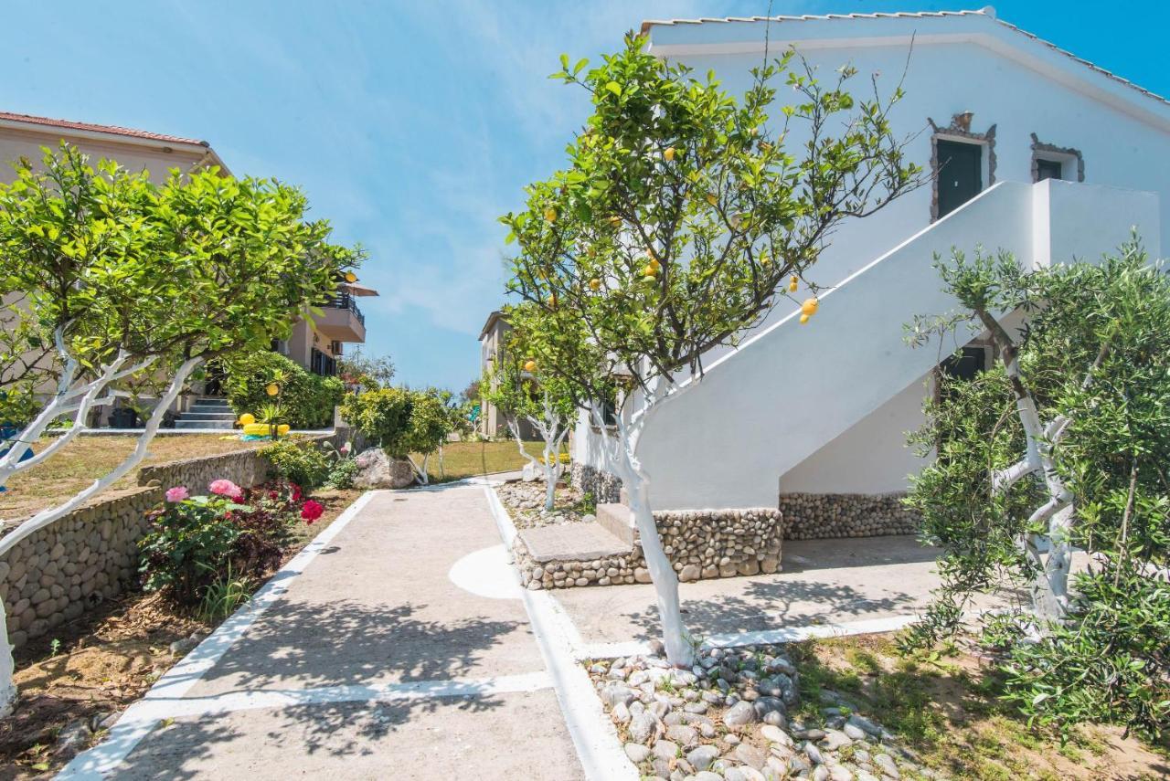 Apartment Mirage Arillas C