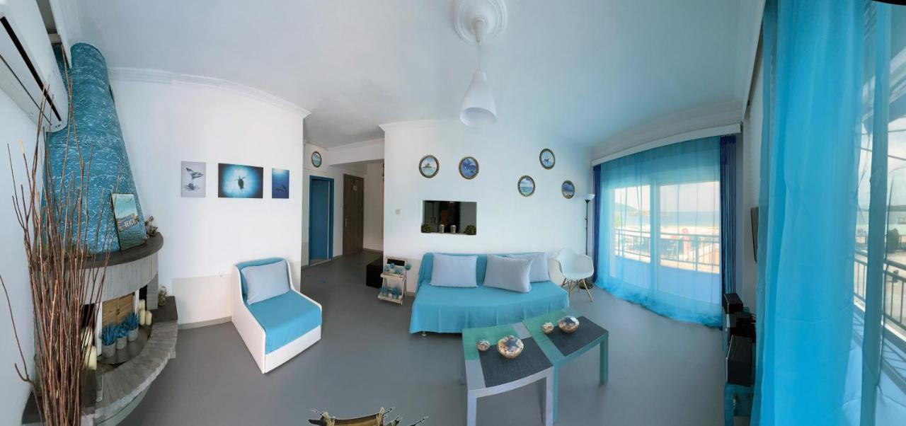 Upper Deck Apt.