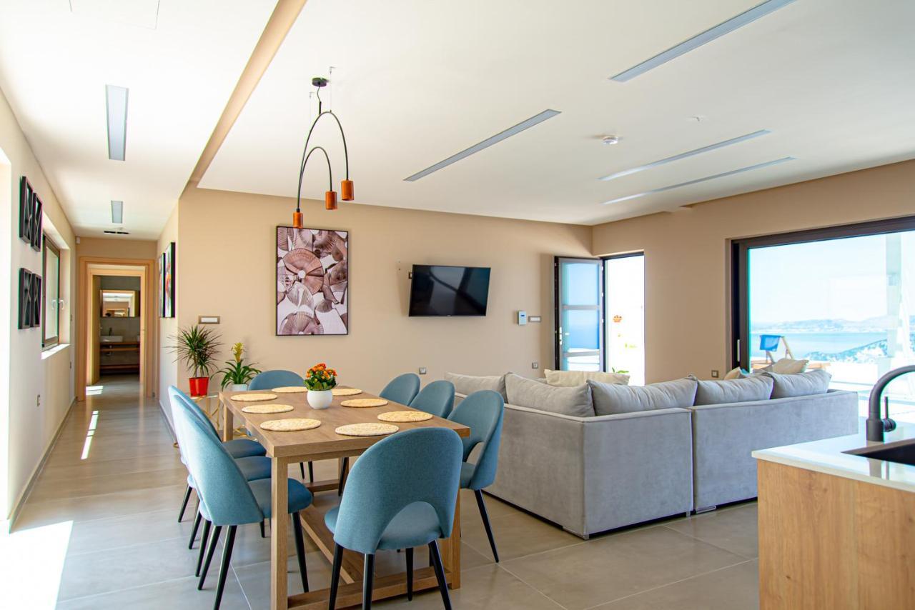 Lamar Private Luxury Villa