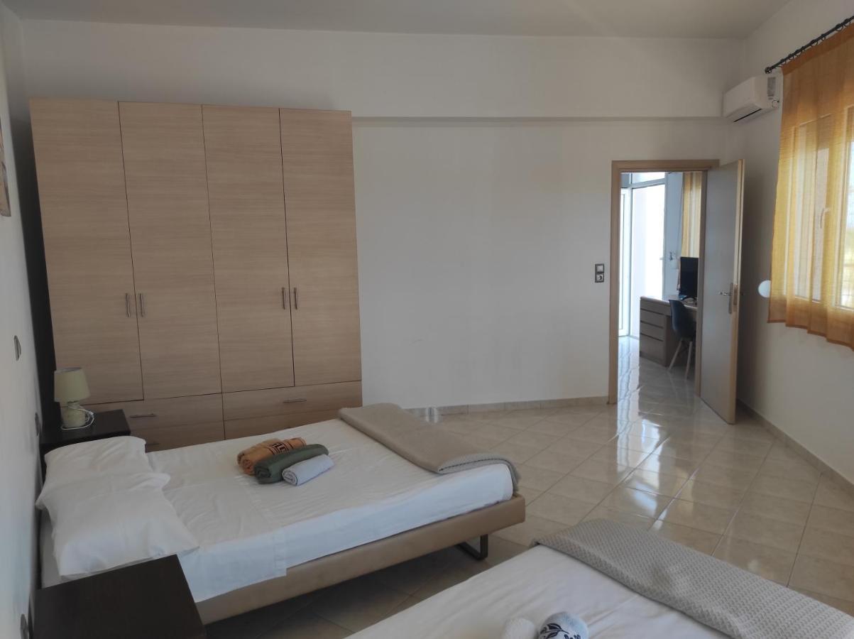 Aparthotel River's 3*