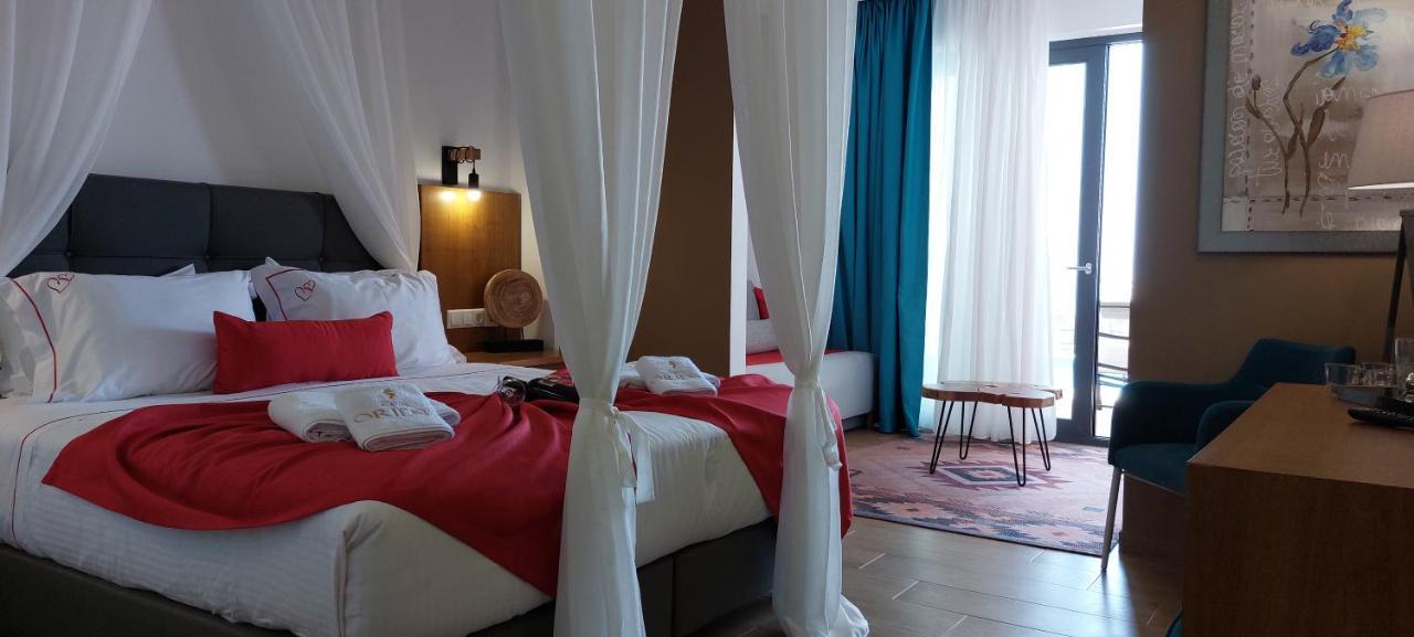 Cavo Orient & Hotel