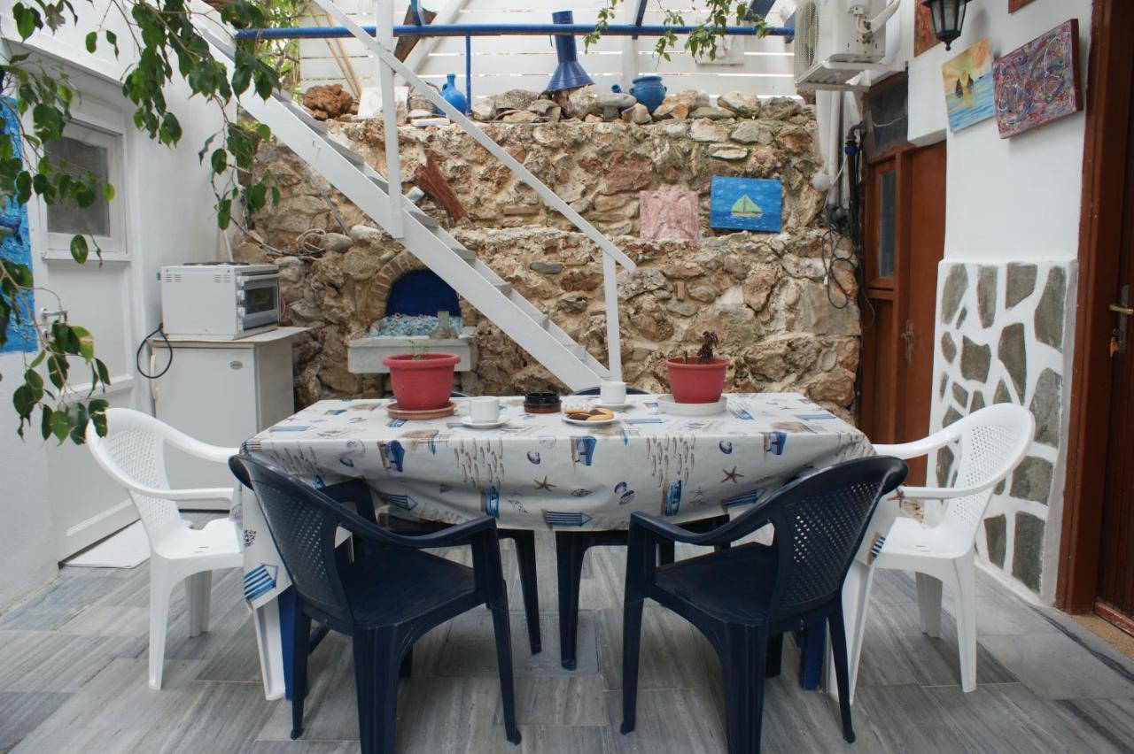 Eleftheria * Parikia (Paros)