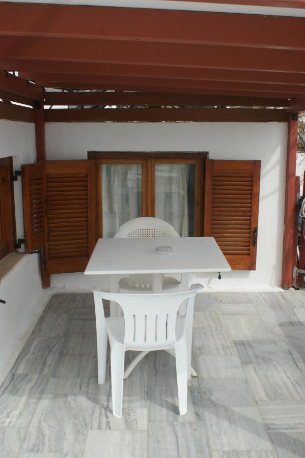 Eleftheria Parikia (Paros)